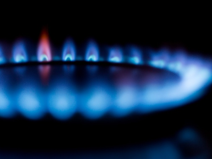 Lowers home and business LPG price