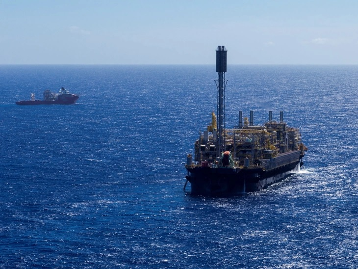 Royalties from August Production Distributed to States and Municipalities Royalties from August Production Distributed to States and Municipalities