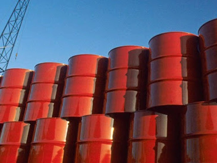 KPMG: fossil fuel consumption falls, despite oil's significant share