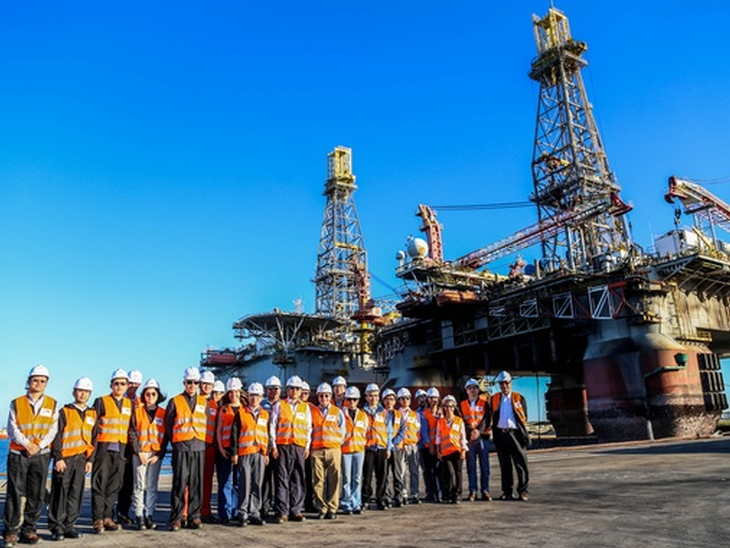 Ambassador of China and Chinese businessmen visit the Port of Açu