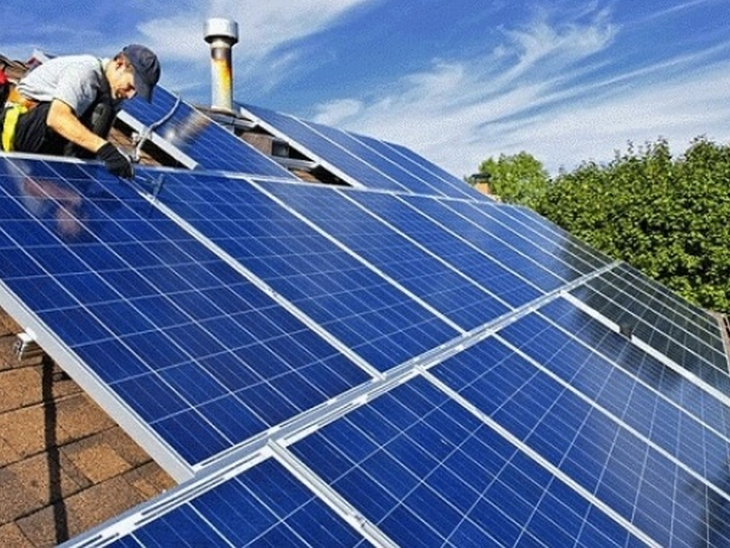 Solar energy is featured in energy auctions, with lower average prices