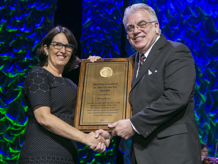Petrobras receives OTC’s highest award and stresses importance of partnerships in pre-salt