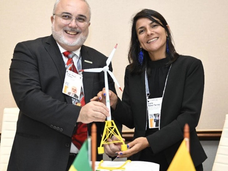 Partnerships in South America are discussed between Petrobras and the Colombian Ministry of Mines and Energy