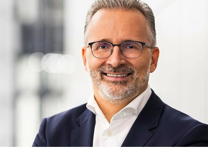 Henkel significantly increases sales, drives strategic agenda and raises sales guidance for 2022