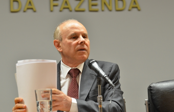 Mantega dismisses IMF assessment of economic vulnerability