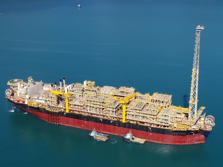 MODEC’s FPSO Carioca MV30 achieves First Oil and starts 21-Year Time Charter