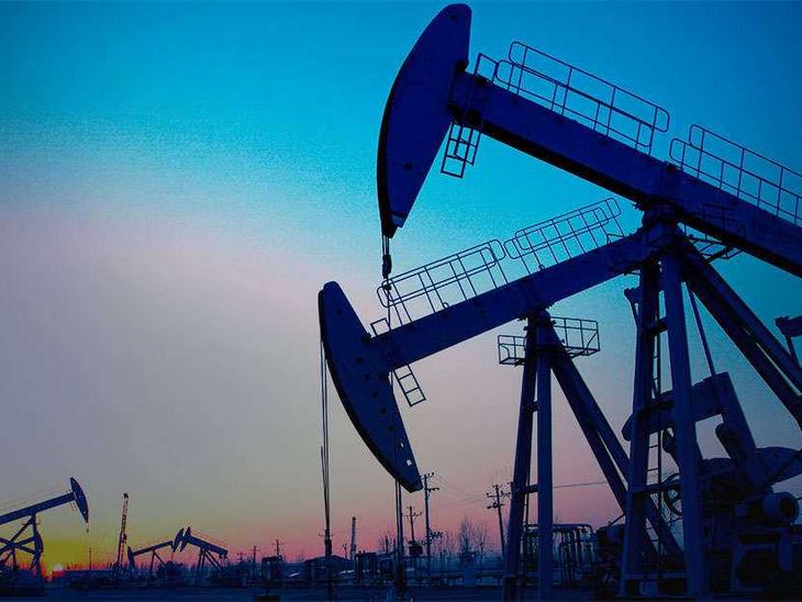 Experts discuss the future of the oil sector at FGV