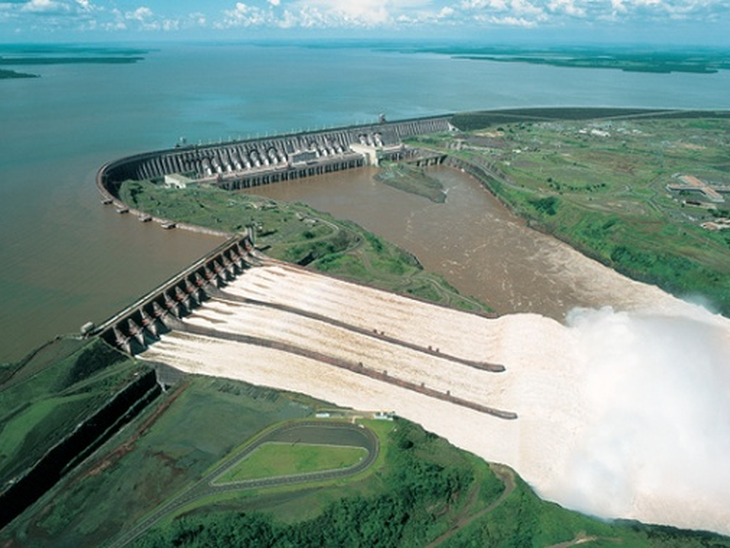 "In ten years, more than 80% of electricity will come from renewables", stated Helvio Neves Guerra of MME