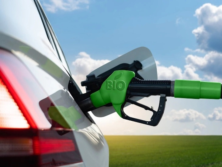 Anhydrous and Hydrated Ethanol Close Lower in a Week Shortened by Carnival