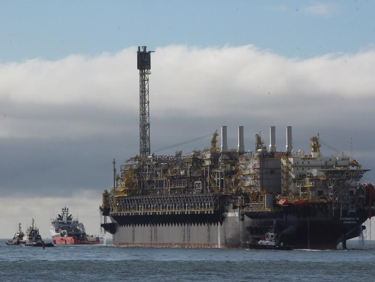 Petrobras starts production of P-76, the third platform in the Búzios Field, in the pre-salt of the Santos Basin
