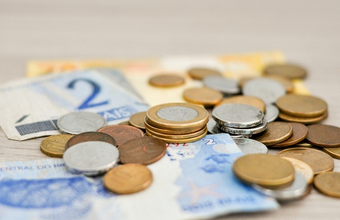 Official inflation slows down to 0.25% in January