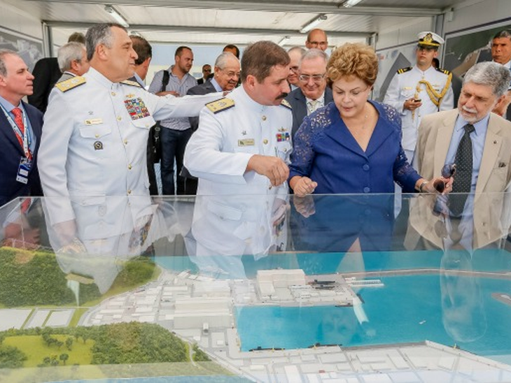 Brazil's Rousseff inaugurates nuclear sub shipyard