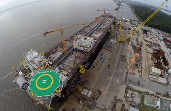 P-66 hull on its way for integration in Angra dos Reis