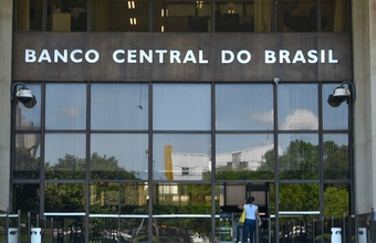 Credit granting and renegotiation for small and medium-sized companies will be facilitated by the Central Bank
