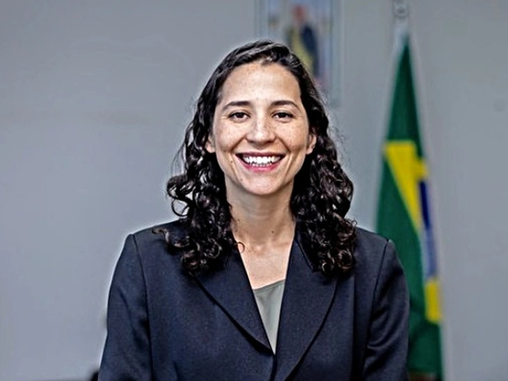 Julia Cruz Appointed as New Secretary of Green Economy, Decarbonization, and Bioindustry at MDIC