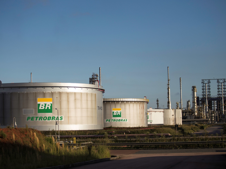 Petrobras informs on the Addendum to the Cessation Commitment (TCC) for Refining signed with CADE