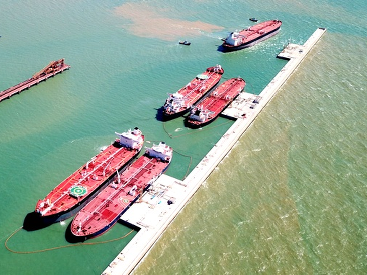 Açu Petróleo and Petrogal renew oil transshipment contract at Açu Port