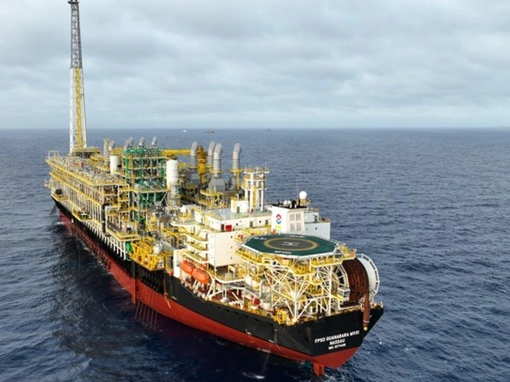 Royalties: amounts related to January production for concession and surplus volumes contracts were distributed today to states and municipalities