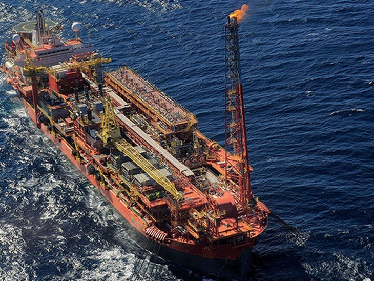 Pre-salt oil and natural gas output tops the 1 million barrels of oil equivalent per day (boed)