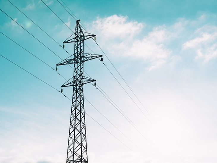 In the first quarter of 2020, electricity generation decreases almost 2%