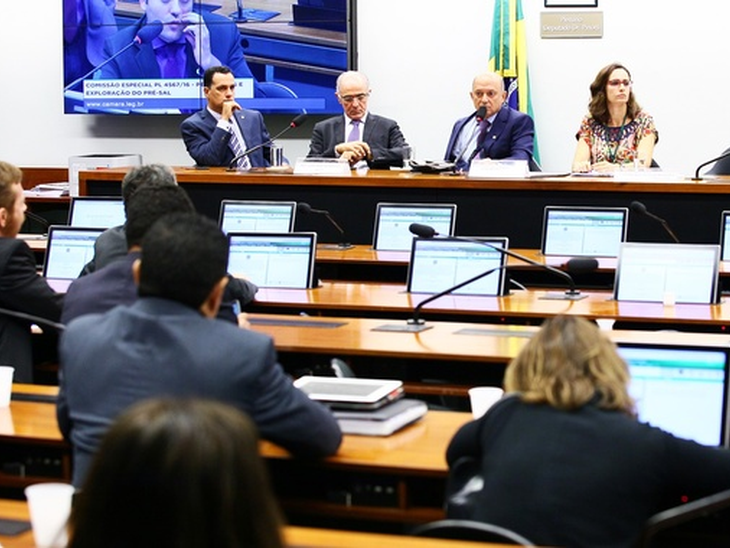 Project approved amending rules for exploration and production in pre-salt