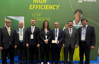 Fábio Mitidieri attends the opening of the Brazil Pavilion at a trade fair in the U.S. and discusses progress on the SEAP project with Petrobras.