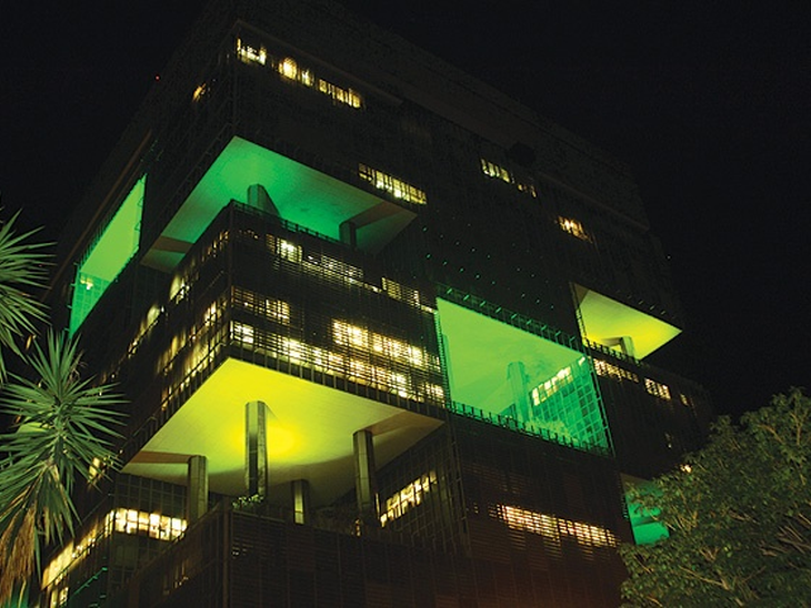 Petrobras reports 2013 net income of R$ 23.57 billion