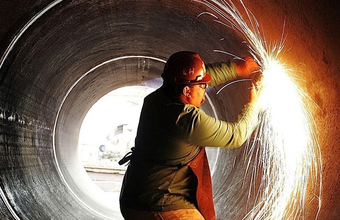 In October, industry revenues grew 1.3%, CNI reports