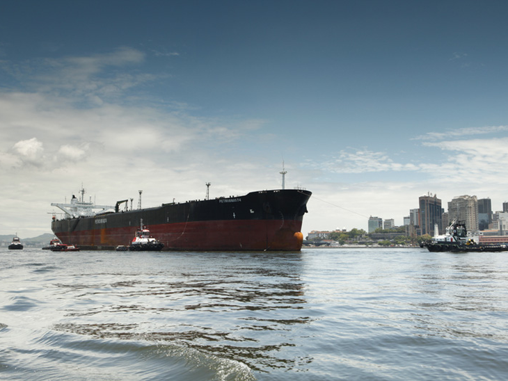 Petrobras starts up Early Production System in Rights' Transfer area Buzios field