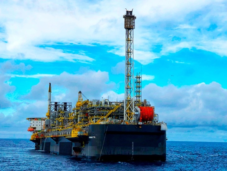TotalEnergies and ExxonMobil Win Atapu and Bacalhau Cargoes